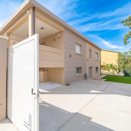 Brorent A & L B Holiday home